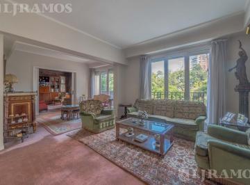 Departamento · 208m² · 4 Ambientes · Recoleta. Plaza Vicente Lopez. Vista a Plaza. Sup. 220.45 m²