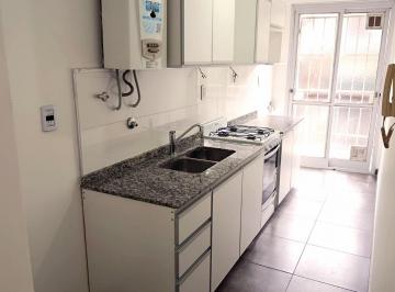 Departamento de 2 ambientes, Flores · 2 Ambientes Reciclado a Nuevo con Balcón Al Frente | Muy Luminoso | Dueño Direct