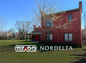 Casa · 210m² · 5 Ambientes · 1 Cochera · Casa en Alquiler en San Isidro Labrador, Villanueva, Tigre
