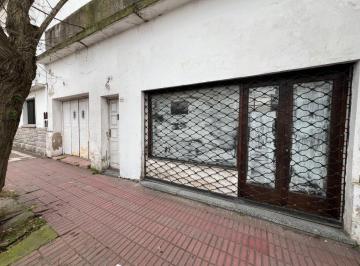 PH de 1 ambiente, Mar del Plata · Local en PH a Reciclar, Garage con Fosa, Patio, Baño y Terraza.