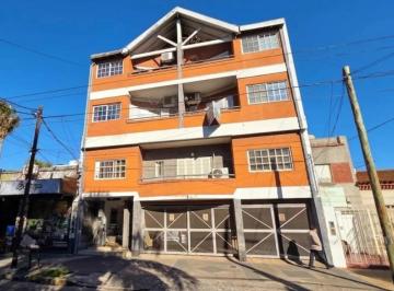 tres-de-febrero-villa-bosch-venta-departamento-3-ambientes · Duplex de 3 Ambientes en Edificio! + Cochera