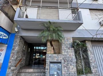 Departamento · 62m² · 3 Ambientes · Departamento de 3 Amb. Centrico con Balcon y Patio Ramos Mejia (Norte)
