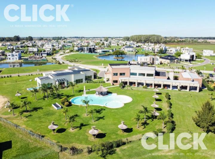 Terreno · 854m²