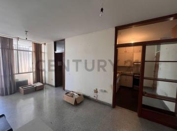 Departamento · 68m² · 4 Ambientes · Departamento Venta La Plata 3 Dorm.