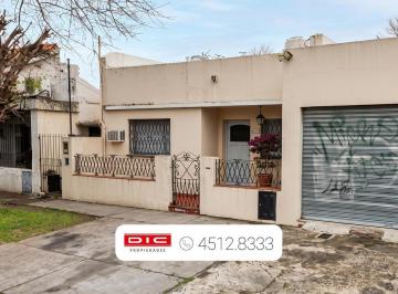 Casa · 140m² · 4 Ambientes · 1 Cochera · Casa 3 Dorm. Venta - Villa Adelina