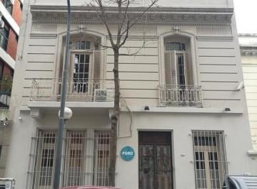 Casa · 435m² · 10 Ambientes · Casa en Venta en Belgrano. Apto Vivienda o Comercial. 4 Plantas con Ascensor.