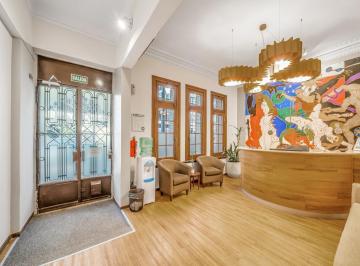 Casa · 435m² · 10 Ambientes · Casa en Venta en Belgrano. Apto Vivienda o Comercial. 4 Plantas con Ascensor.