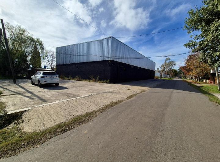Bodega-Galpón · 650m²