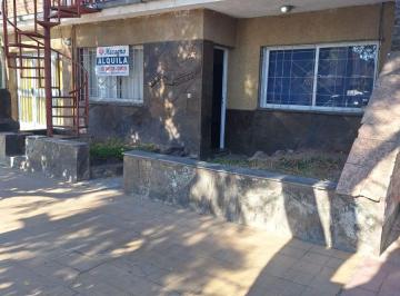 Casa de 4 ambientes, Las Heras · Casa 3 Dorm. y Cochera en Alquiler - Las Heras