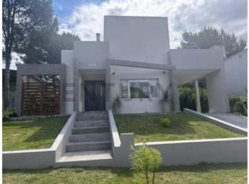 Casa · 309m² · Espectacular Casa en Monte Hermoso de Este