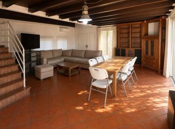 Casa · 65m² · 3 Ambientes · 1 Cochera · Casa 2 Dorm. en Venta, City Bell con Pileta