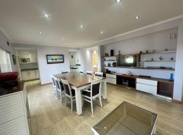 Departamento · 360m² · 3 Ambientes · Importante Propiedad Sobre Av Fair - Dpto 3 Amb + Galpon