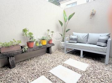 Casa · 86m² · 4 Ambientes · 1 Cochera · Duplex 4 Ambientes Apto Credito