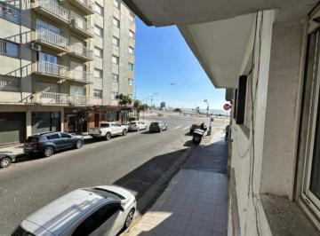 Departamento de 3 ambientes, Mar del Plata · Impecable 3 Amb con Quincho y Patio Propio - Frente Al Mar. av. P. Peralta Ramos