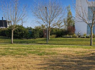 Terreno · 595m² · Venta Lote Frente a La Laguna Acepta Financiacion - Acacias Puertos del Lago