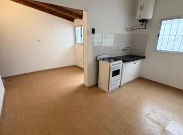 PH · 30m² · 1 Dormitorio · PH Ambiente y Medio C/ Patio, Zona Puerto