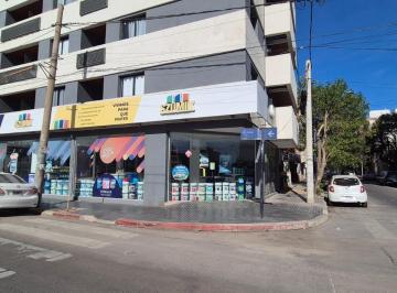 Local comercial · 220m² · 1 Ambiente · Local en Alquiler Sobre Av Colón Al 2800