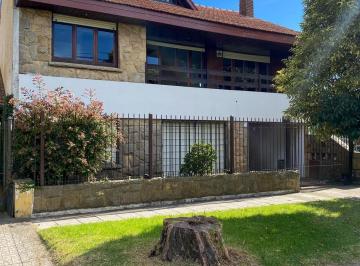 PH · 80m² · 4 Ambientes · 1 Cochera · PH en Punta Mogotes