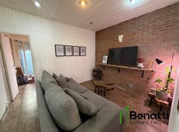 PH · 77m² · 3 Ambientes · 1 Cochera · PH 3 Ambientes Al Frente con Garaje y Patio.