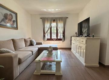 Casa · 135m² · 5 Ambientes · Venta Casa 3 Dorm. 3 Baños en Colonia Caroya