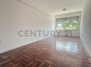 Departamento · 52m² · 4 Ambientes · 1 Cochera · Apartamento 2 Dorm. con Garage Al Frente en El Prado con Renta