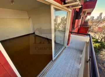 Departamento · 41m² · 2 Ambientes · Depto 2 Amb C/balcon Frente Luminoso Muy Buena Ubicacion
