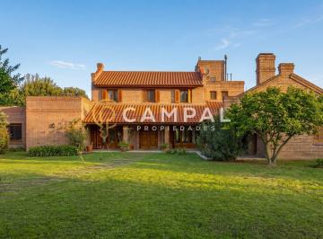 Casa · 450m² · 6 Ambientes · 2 Cocheras · Casa Chalet en Venta en San Diego, Francisco Álvarez, Moreno
