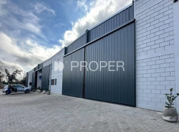LSB-LSB-345_2 · Galpón en Venta Dentro de Complejo Cerrado