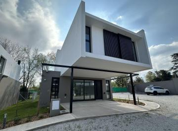 LSB-LSB-382_2 · Casa 3 Dorm.. | Raúl Rina Al 8400