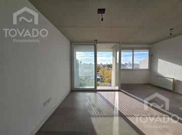 Departamento · 61m² · 3 Ambientes · Hermoso 3 Ambientes a Estrenar en Esquina Lleno de Sol. Edificio con Amenities