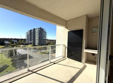 balcon corrido · Departamento 2 Ambientes Alquiler Anual - Balcon - Parrilla - Cochera - en Yoo Nordelta