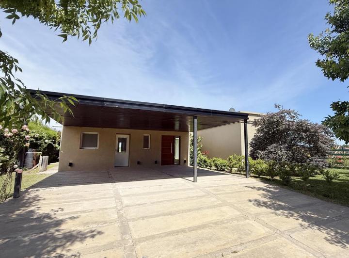 Casa · 169m² · 4 Ambientes · 4 Cocheras