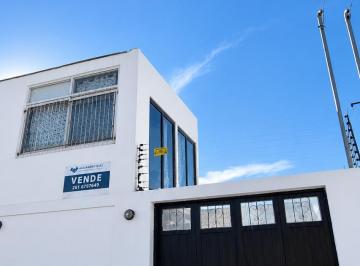 Casa de 2 ambientes, Perdriel · En Venta Excelente Quincho Pileta en Luján de Cuyo, Mendoza