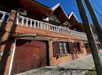 Casa de 3 ambientes, Quilmes · Dúplex de 3 Ambientes con Garage y Patio, Quilmes Oeste.