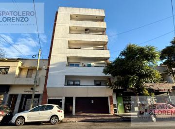 Departamento · 80m² · 4 Ambientes · 1 Cochera · Departamento en Plaza Mitre