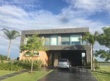 Casa · 415m² · 8 Ambientes · 5 Cocheras · Casa - Lagos del Golf