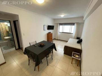 Departamento · 42m² · 2 Ambientes · Departamento 2 Ambientes Lateral Muy Amplio