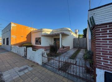 Casa · 85m² · 3 Ambientes · Venta Casa 3 Ambientes Quilmes Apto Credito