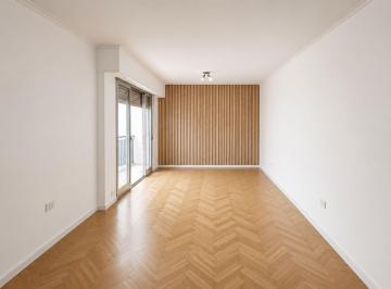 Departamento · 75m² · 3 Ambientes · Venta Depto 3 Amb con Balcón Remodelado, Caballito
