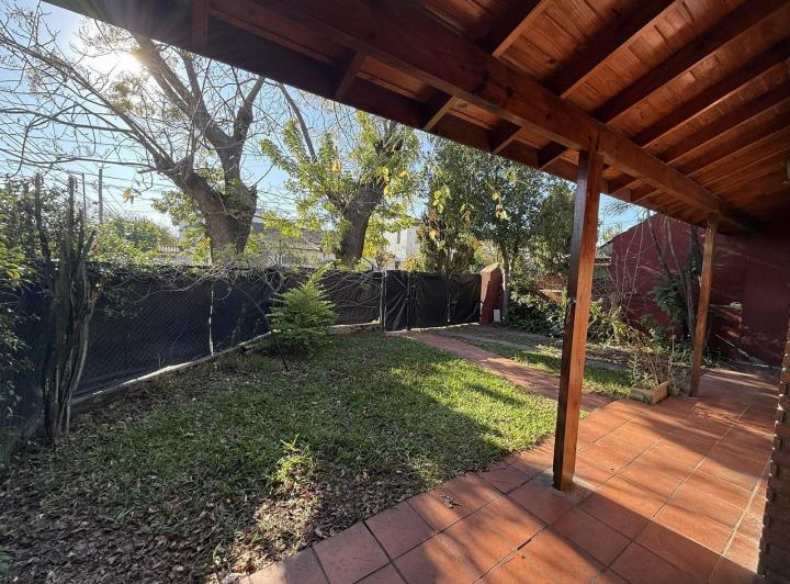 Casa · 80m² · 3 Ambientes · 1 Cochera
