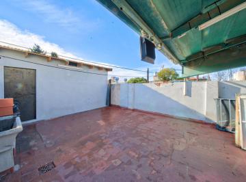 PH · 121m² · 6 Ambientes · Venta PH 6 Ambientes Mataderos