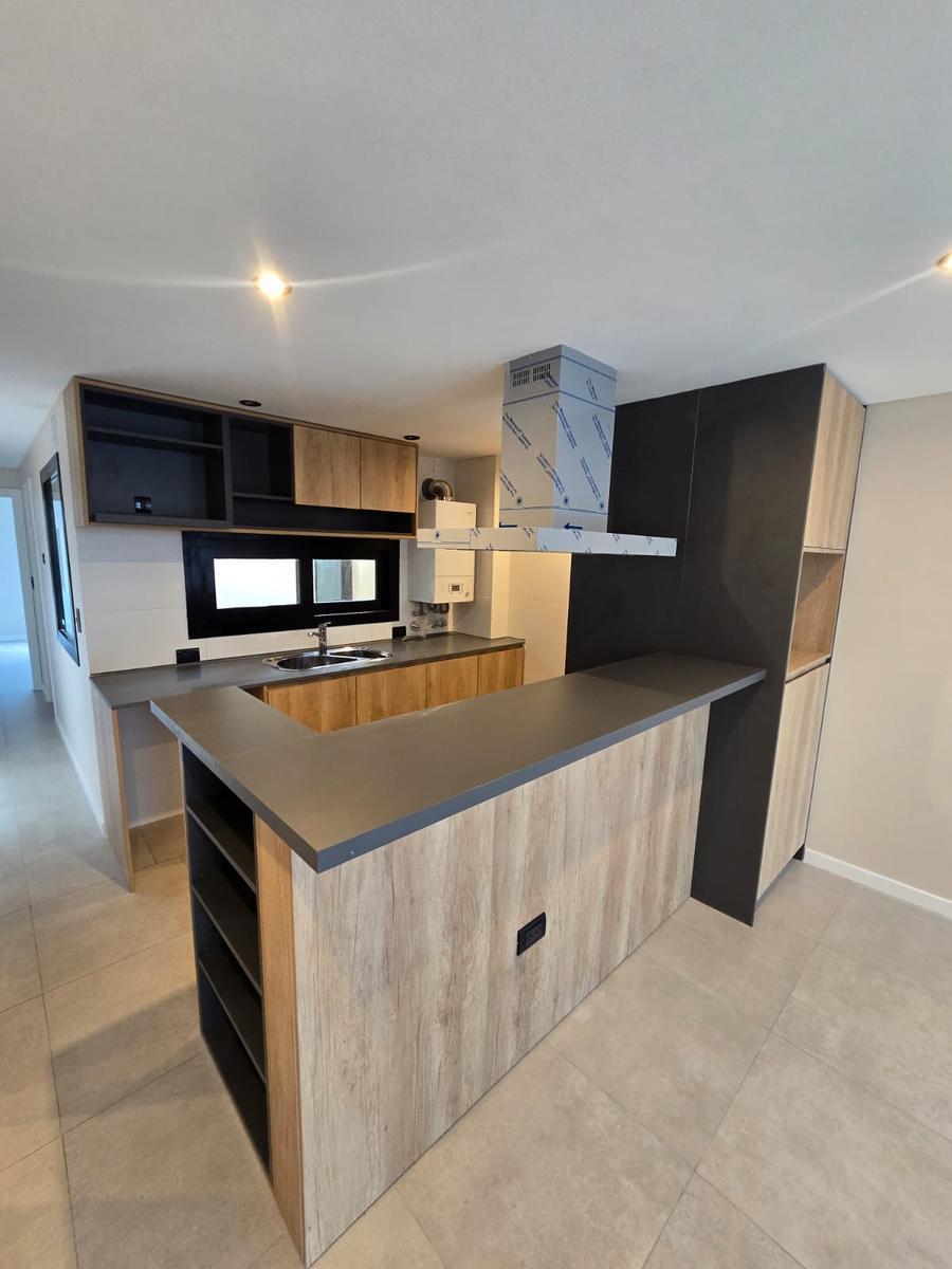 Semipiso de 2 ambientes a estrenar con balcón terraza, parrilla y amenities premium