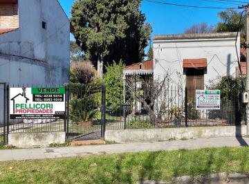 Casa de 3 ambientes, Almirante Brown · Casa Antigua a Reciclar en Venta – Excelente Ubicación en Burzaco