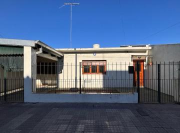 Foto · Casa en Venta, de 3 Dorm.. La Plata