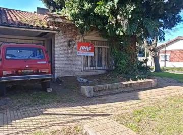 Casa · 118m² · 3 Ambientes · 1 Cochera · Casa en Venta