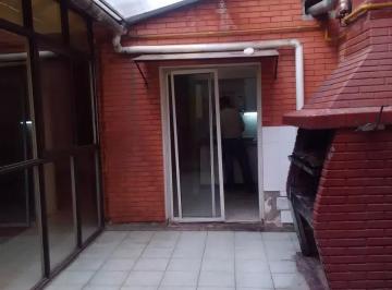 PH de 4 ambientes, Constitución · Enorme Habitacion Individual con Baño Privado. No Es Hotel