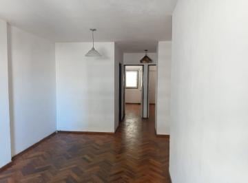 Departamento · 55m² · 3 Ambientes · Alquiler Dpto. 2 Dorm. en Av Pellegrini