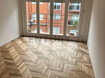 Departamento · 72m² · 3 Ambientes · Alquiler 3 Ambientes con Dependencia Centro