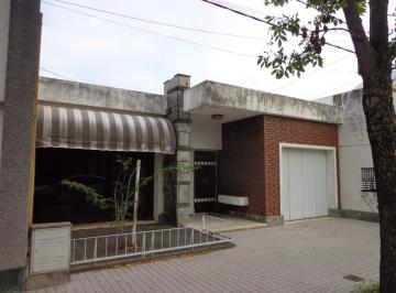 Foto · Rivadavia 1535. Casa con Local en Alquiler en Esperanza
