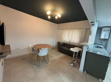 Departamento · 40m² · 2 Ambientes · 2 Amb en Zona Güemes Reciclado